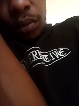 Snapshot of izinjamfee2 chatting on 1, 11, 2025 izinjamfee2 online show from 1, 11, 2025