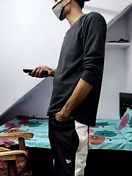 Snapshot of Habibi_big_b chatting on 20, 12, 2024 Habibi big b online show from 20, 12, 2024
