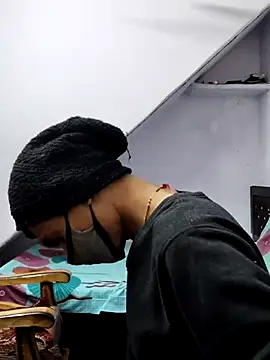 Snapshot of Habibi_big_b chatting on 24, 12, 2024 Habibi big b online show from 24, 12, 2024