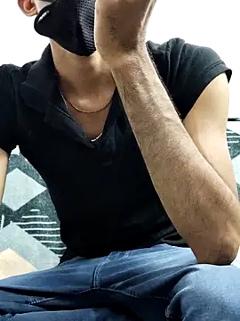 Snapshot of Habibi_big_b chatting on 18, 3, 2025 Habibi big b online show from 18, 3, 2025