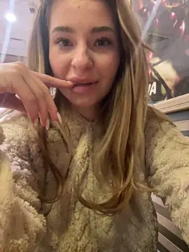 Snapshot of GraceCarther chatting on 17, 2, 2025 GraceCarther online show from 17, 2, 2025