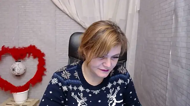 Snapshot of DaniellaKiss chatting on 7, 2, 2025 DaniellaKiss online show from 7, 2, 2025