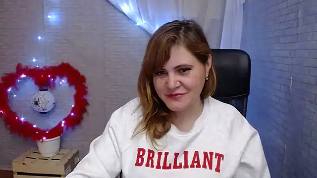 Snapshot of DaniellaKiss chatting on 12, 3, 2025 DaniellaKiss online show from 12, 3, 2025