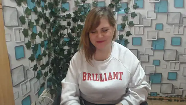 Snapshot of DaniellaKiss chatting on 13, 3, 2025 DaniellaKiss online show from 13, 3, 2025