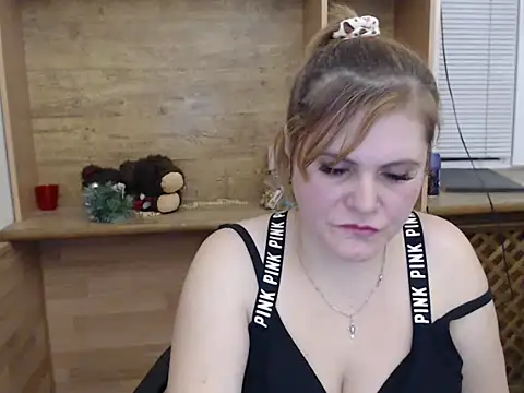 Snapshot of DaniellaKiss chatting on 8, 2, 2026 DaniellaKiss online show from 8, 2, 2026