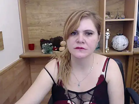 Snapshot of DaniellaKiss chatting on 28, 2, 2026 DaniellaKiss online show from 28, 2, 2026