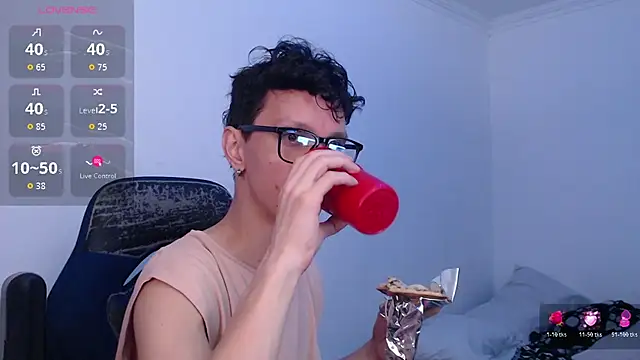 bryamado69 online show from 8, 7, 2026