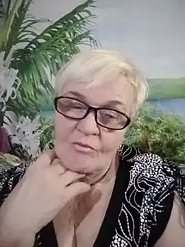 VioletSweet566 online show from 1, 12, 2024