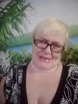 VioletSweet566 online show from 15, 1, 2025