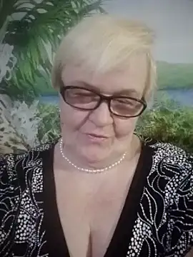 VioletSweet566 online show from 26, 1, 2025