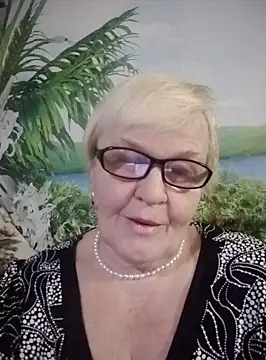 VioletSweet566 online show from 28, 1, 2025