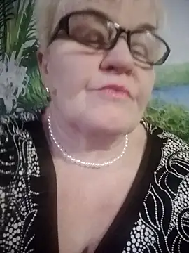 VioletSweet566 online show from 9, 2, 2025