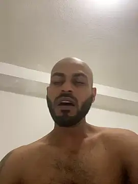 Snapshot of islandvybee55 chatting on 22, 12, 2024 islandvybee55 online show from 22, 12, 2024