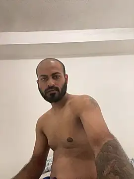 Snapshot of islandvybee55 chatting on 14, 1, 2025 islandvybee55 online show from 14, 1, 2025