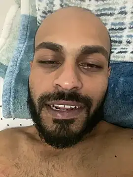 Snapshot of islandvybee55 chatting on 27, 1, 2025 islandvybee55 online show from 27, 1, 2025