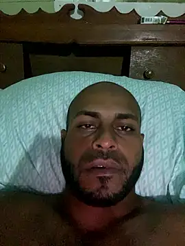 Snapshot of islandvybee55 chatting on 9, 1, 2026 islandvybee55 online show from 9, 1, 2026