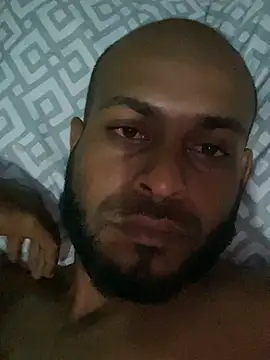 Snapshot of islandvybee55 chatting on 10, 2, 2026 islandvybee55 online show from 10, 2, 2026