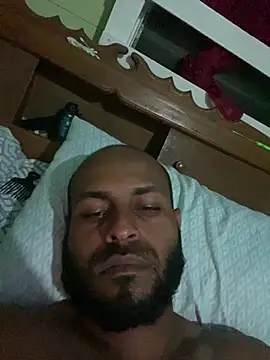 Snapshot of islandvybee55 chatting on 13, 2, 2026 islandvybee55 online show from 13, 2, 2026