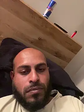 Snapshot of islandvybee55 chatting on 6, 3, 2026 islandvybee55 online show from 6, 3, 2026