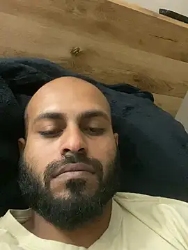 Snapshot of islandvybee55 chatting on 21, 3, 2026 islandvybee55 online show from 21, 3, 2026