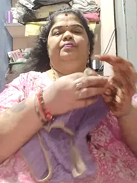 tamilthanushri online show from 3, 5, 2026