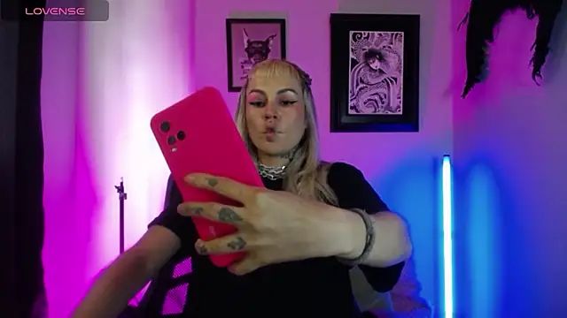 kim jeins11 online show from 12, 9, 2025