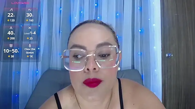 AdelyGinn online show from 22, 12, 2024