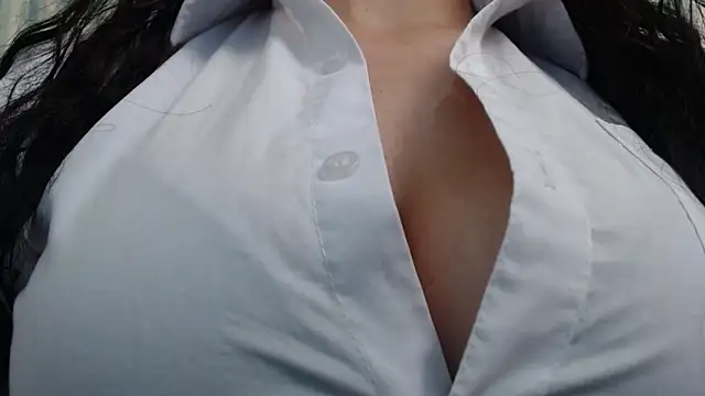 Scarlett Keaton online show from 5, 10, 2025