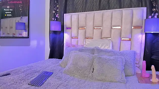 Nathan Smith  online show from 28, 2, 2025