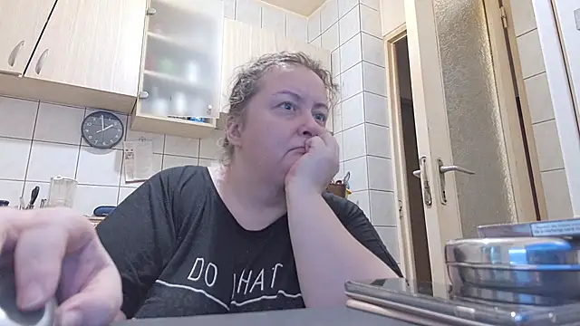 Snapshot of melissaBlessing chatting on 15, 2, 2025 melissaBlessing online show from 15, 2, 2025