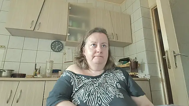 Snapshot of melissaBlessing chatting on 2, 3, 2025 melissaBlessing online show from 2, 3, 2025