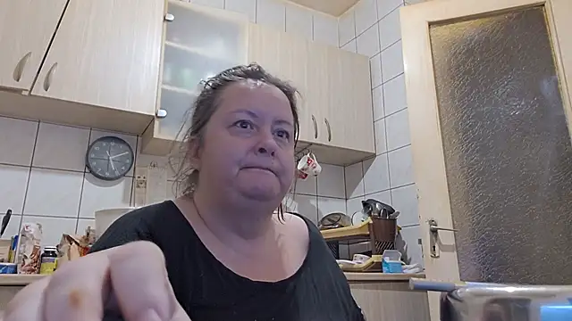 Snapshot of melissaBlessing chatting on 9, 10, 2025 melissaBlessing online show from 9, 10, 2025