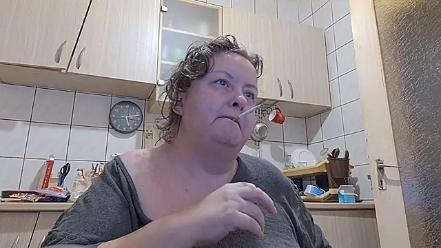 Snapshot of melissaBlessing chatting on 11, 10, 2025 melissaBlessing online show from 11, 10, 2025