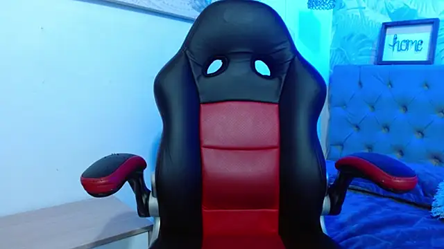 Snapshot of violletha chatting on 16, 10, 2025 violletha online show from 16, 10, 2025