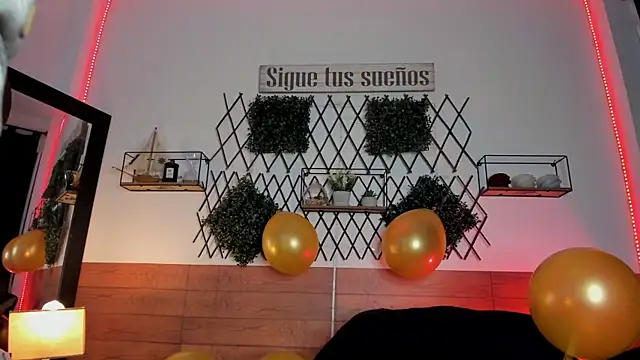 Snapshot of Angelgraham_1 chatting on 22, 9, 2025 Angelgraham 1 online show from 22, 9, 2025