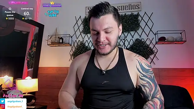 Snapshot of Angelgraham_1 chatting on 2, 10, 2025 Angelgraham 1 online show from 2, 10, 2025