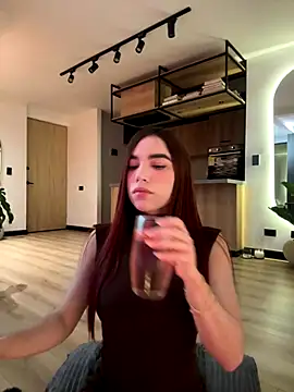 carolynnetrujillo online show from 25, 9, 2025