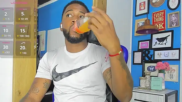 Drake Nassir4 online show from 21, 10, 2025