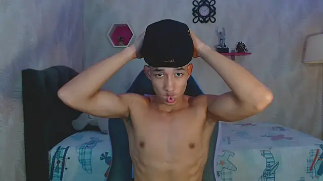 jose sexycumm online show from 8, 3, 2025