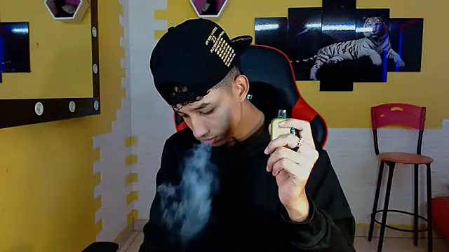 jose sexycumm online show from 16, 3, 2025