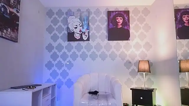 GabyPetit online show from 8, 7, 2026