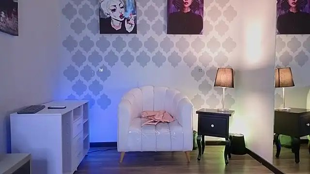 GabyPetit online show from 17, 7, 2026