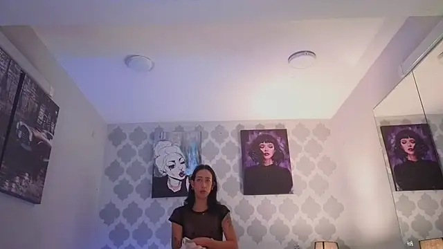 GabyPetit online show from 3, 8, 2026