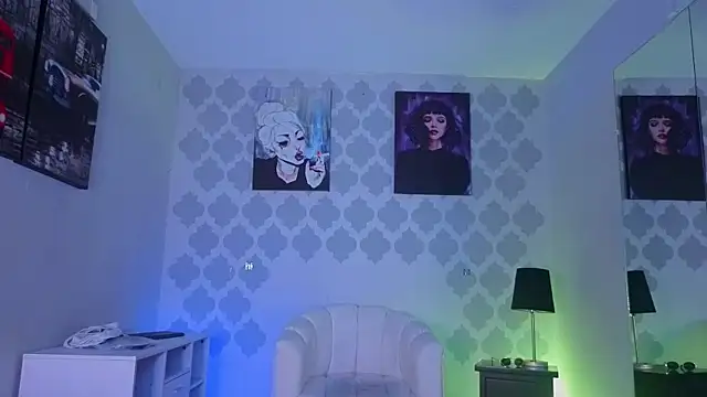 GabyPetit online show from 4, 8, 2026