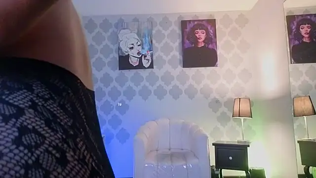 GabyPetit online show from 5, 8, 2026