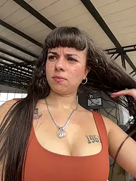 Snapshot of VioletaSubmissive chatting on 8, 7, 2026 VioletaSubmissive online show from 8, 7, 2026