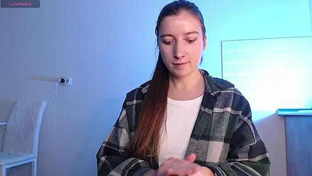 Eva Hailey  online show from 11, 1, 2026