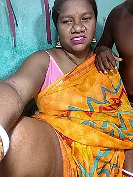 Snapshot of pujavinod chatting on 3, 10, 2025 pujavinod online show from 3, 10, 2025