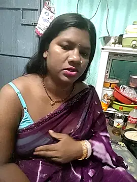 Snapshot of pujavinod chatting on 7, 10, 2025 pujavinod online show from 7, 10, 2025