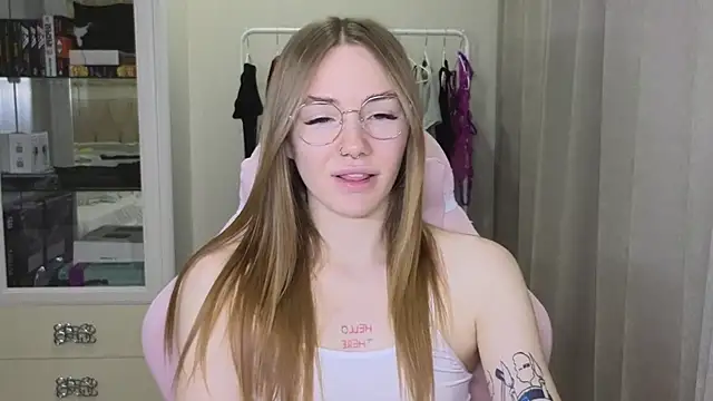 littlevildevil online show from 2, 2, 2025